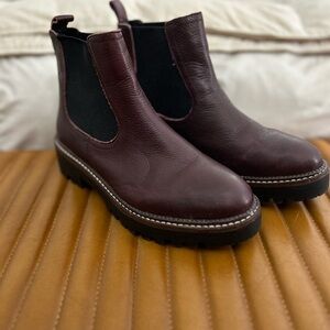 Women's Burgundy Chelsea Boots